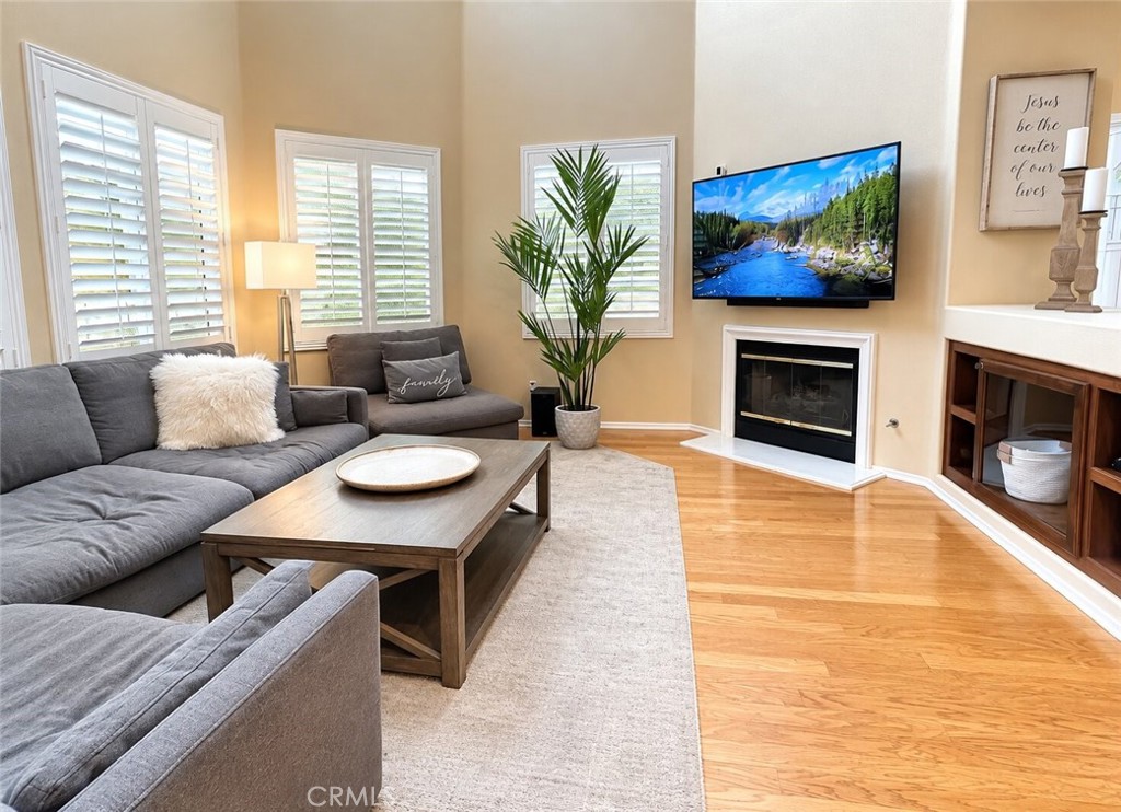 137 Islington, Irvine CA 92620 - photo 3
