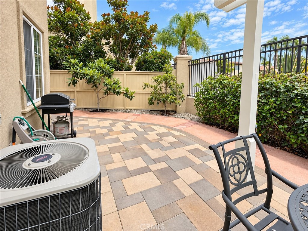 137 Islington, Irvine CA 92620 - photo 14