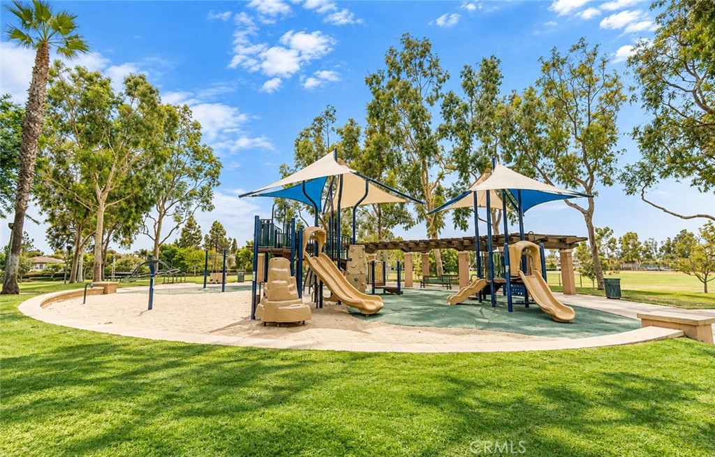 137 Islington, Irvine CA 92620 - photo 19