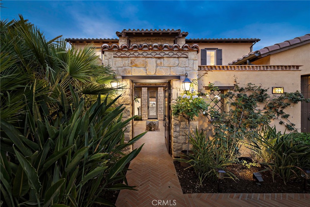 137 Sunset, Irvine CA 92602 - photo 6