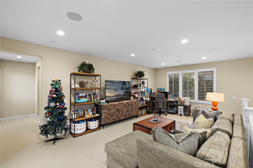 137 Sunset, Irvine CA 92602 - photo 54