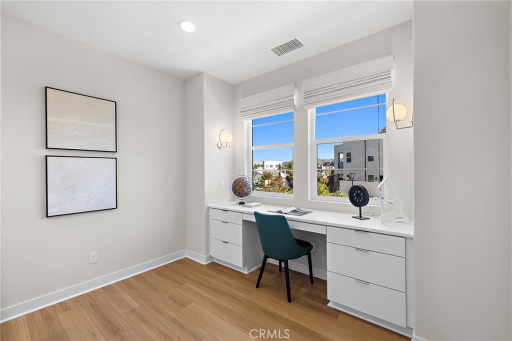 138 Biome, Irvine CA 92618 - photo 32