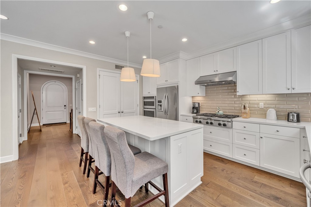 138 Stallion, Irvine CA 92602 - photo 2