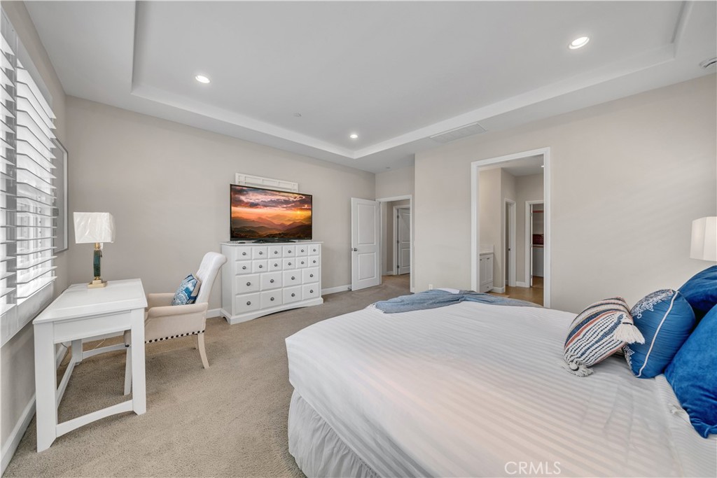 138 Stallion, Irvine CA 92602 - photo 5