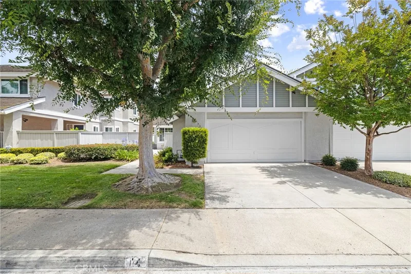 14 Aldergrove 29, Irvine, CA 92604