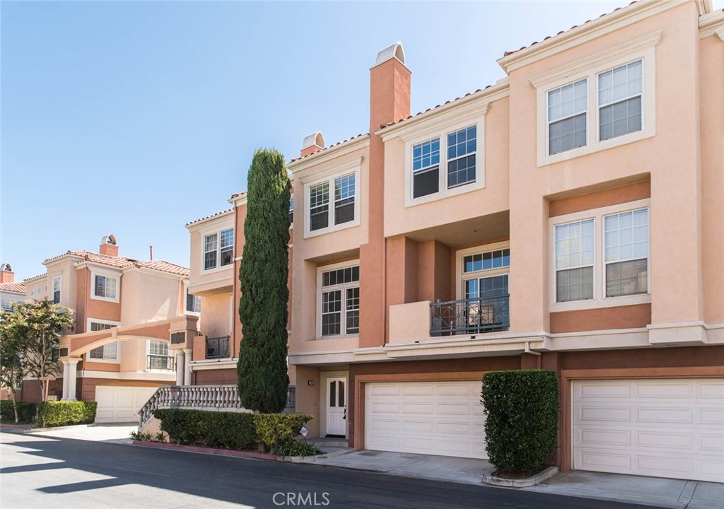 14 Bettoni Aisle, Irvine CA 92606 - photo 1