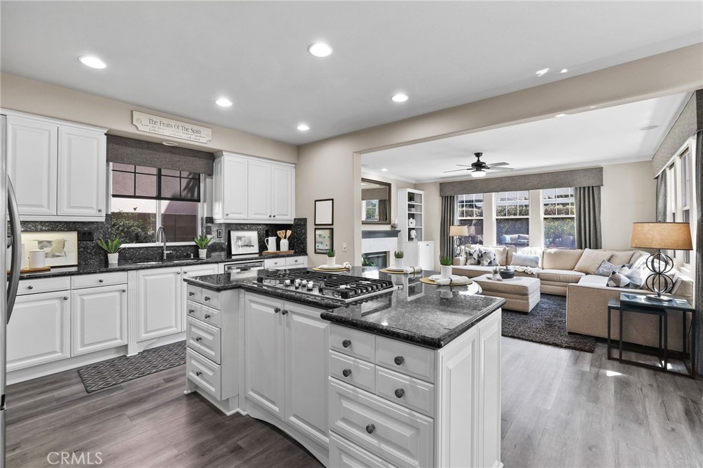 14 Buellton, Irvine CA 92602 - photo 16