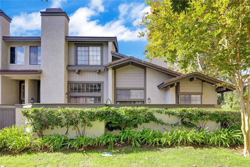 14 Starfall, Irvine, CA 92603