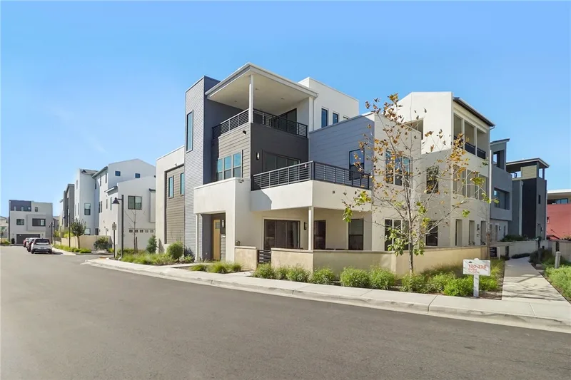 140 Yugen, Irvine, CA 92618
