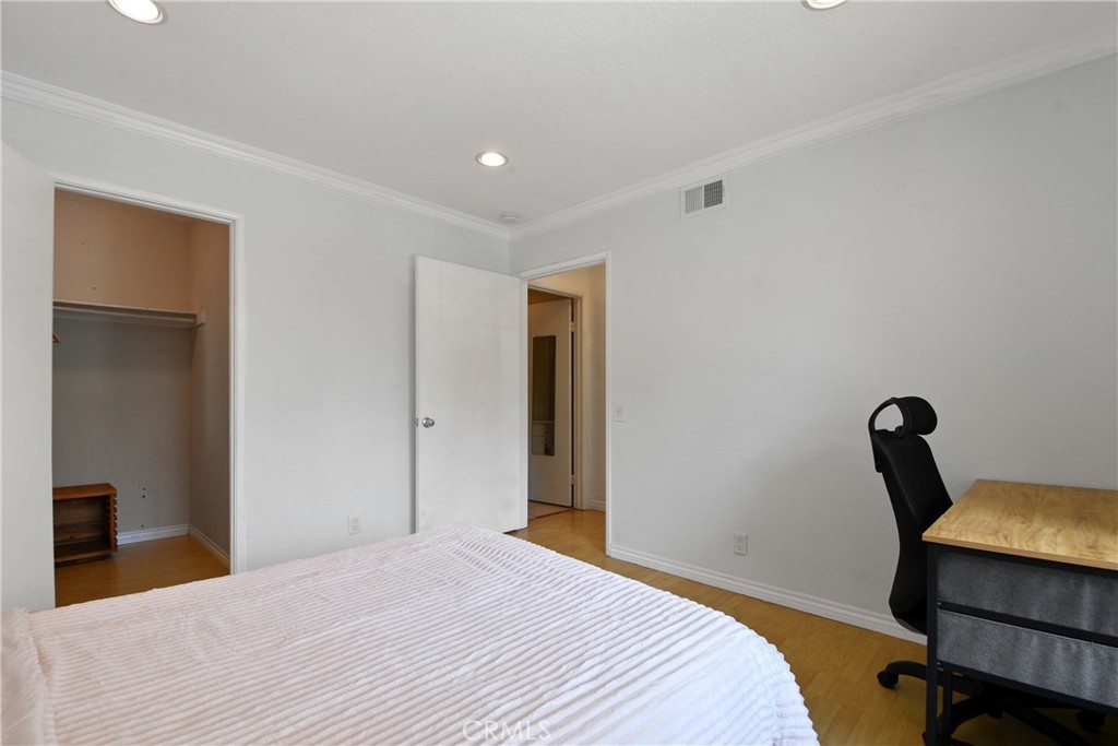 141 Oxford, Irvine CA 92612 - photo 14