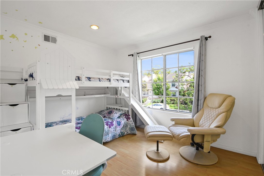 141 Oxford, Irvine CA 92612 - photo 17