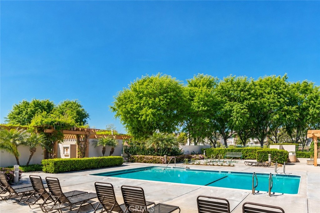 141 Oxford, Irvine CA 92612 - photo 21