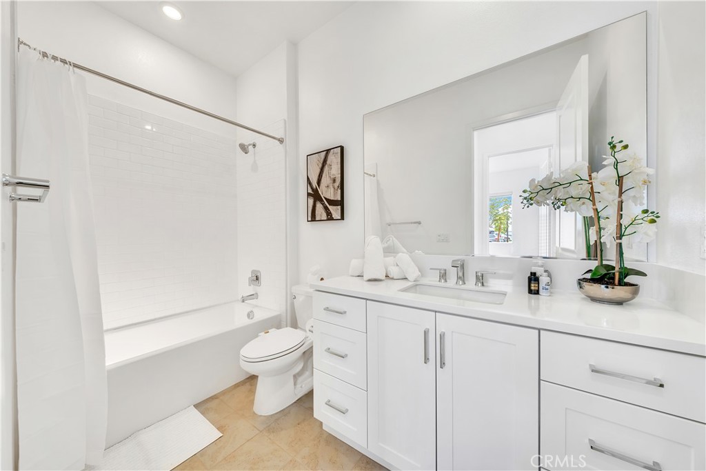 141 Sawbuck, Irvine CA 92618 - photo 11