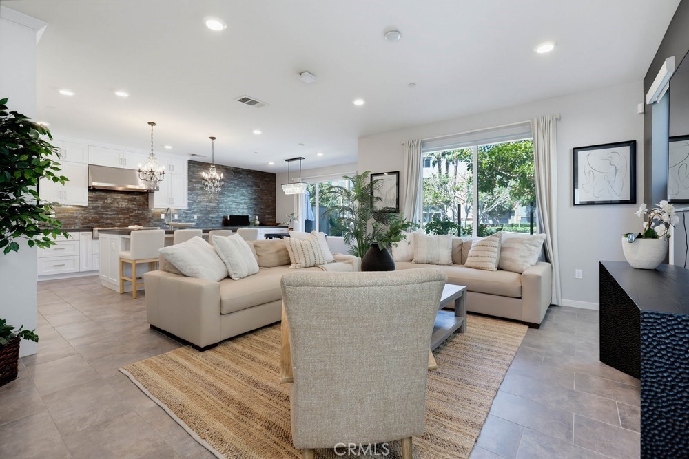 141 Tribeca, Irvine CA 92612 - photo 2