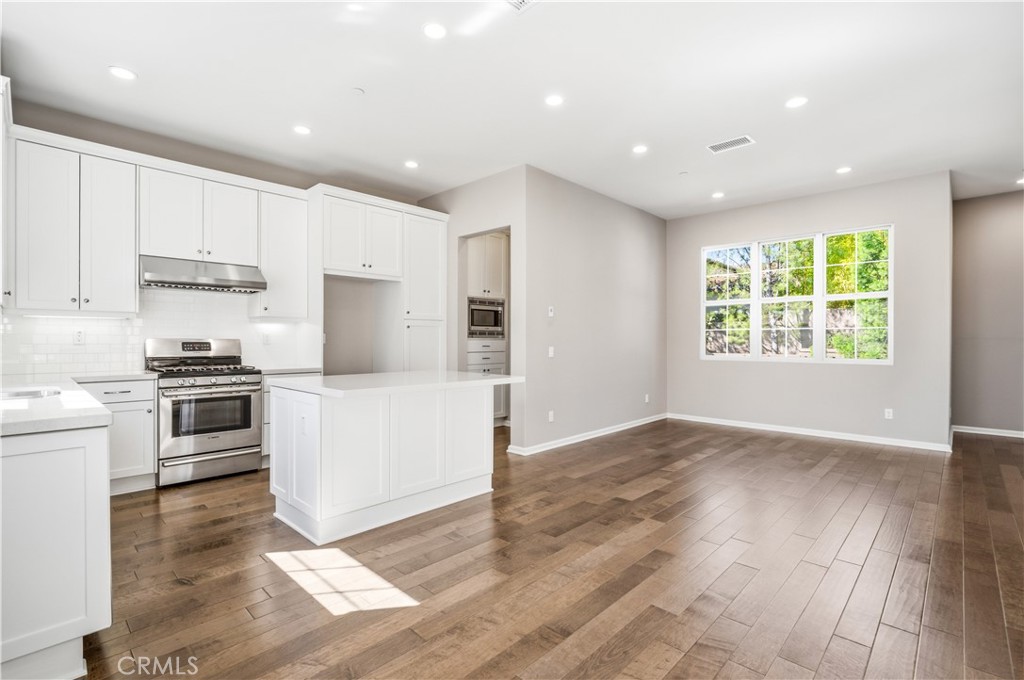 Dining Area - 142 Firefly, Irvine CA 92618 - photo 10