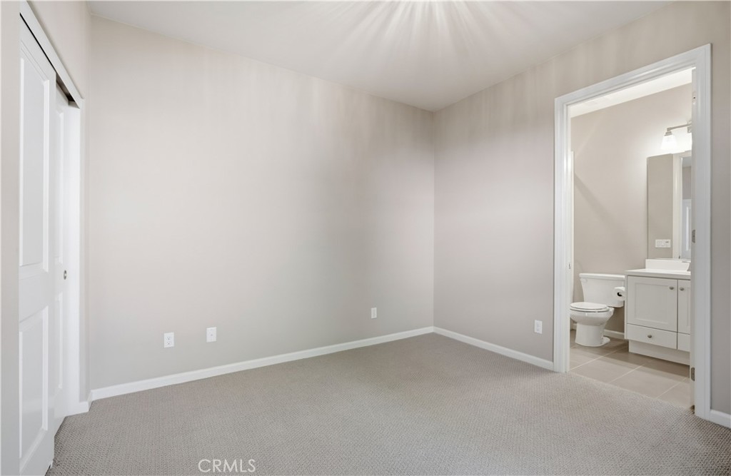 Main Level Guest Suite - 142 Firefly, Irvine CA 92618 - photo 31