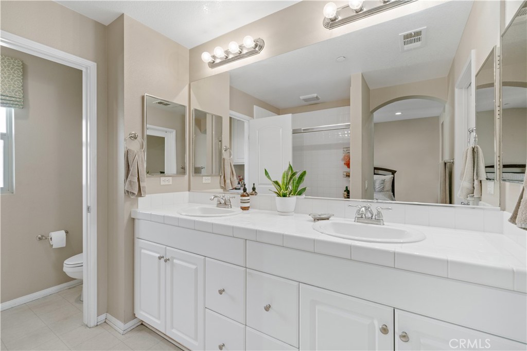 142 Hedge Bloom, Irvine CA 92618 - photo 10