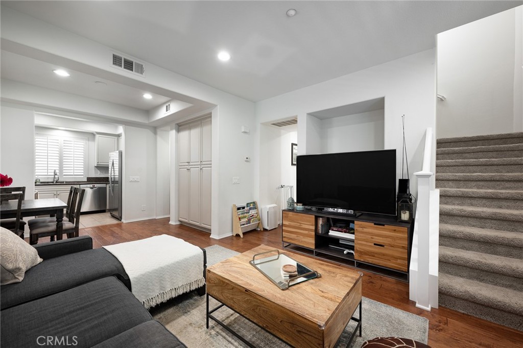 142 Pantheon, Irvine CA 92620 - photo 1