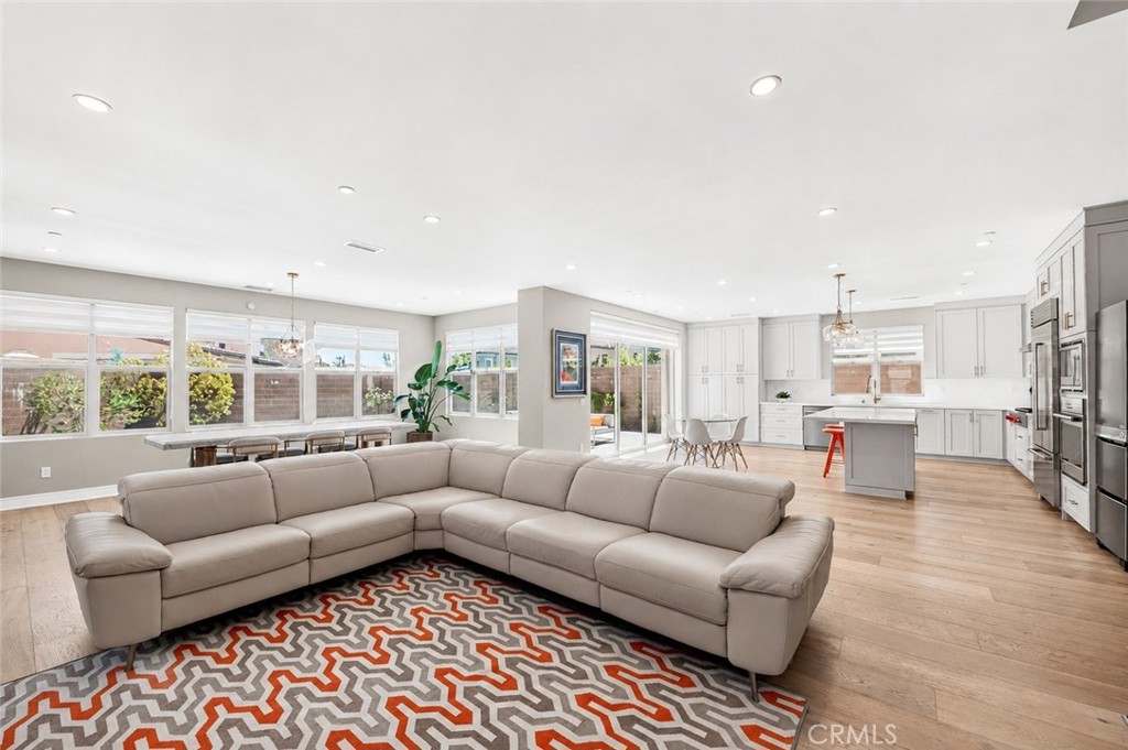 142 Sabbia, Irvine CA 92602 - photo 9