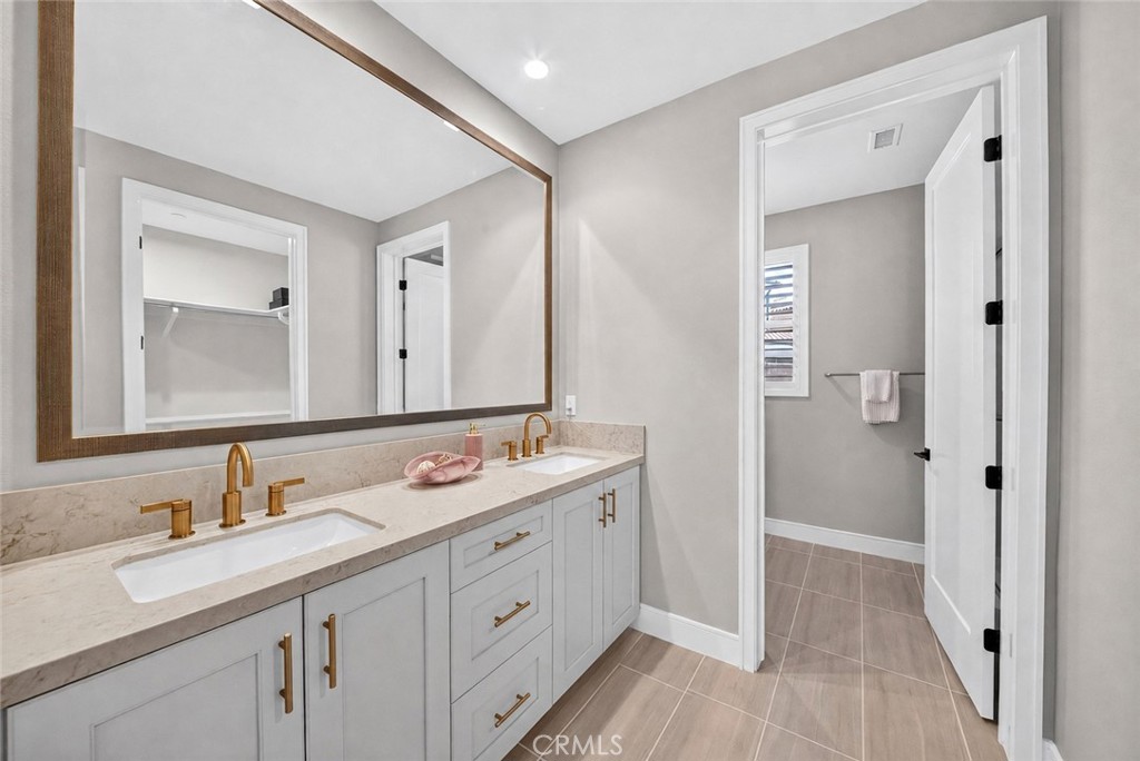 142 Sabbia, Irvine CA 92602 - photo 22