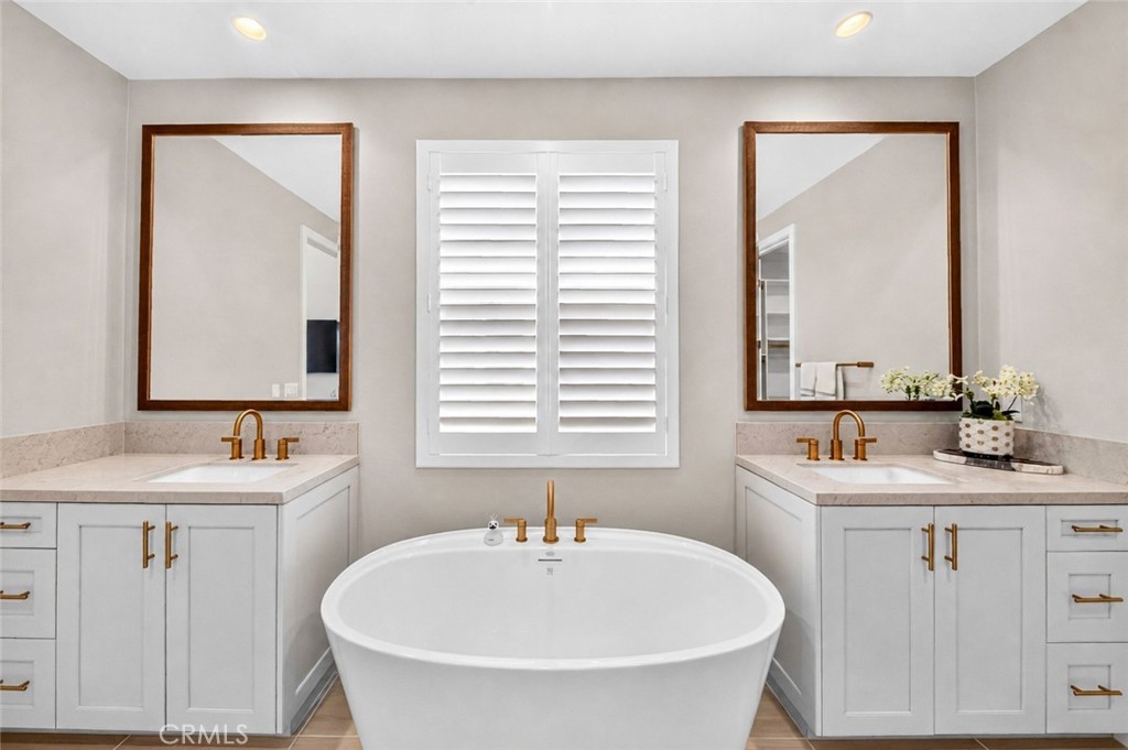 142 Sabbia, Irvine CA 92602 - photo 31