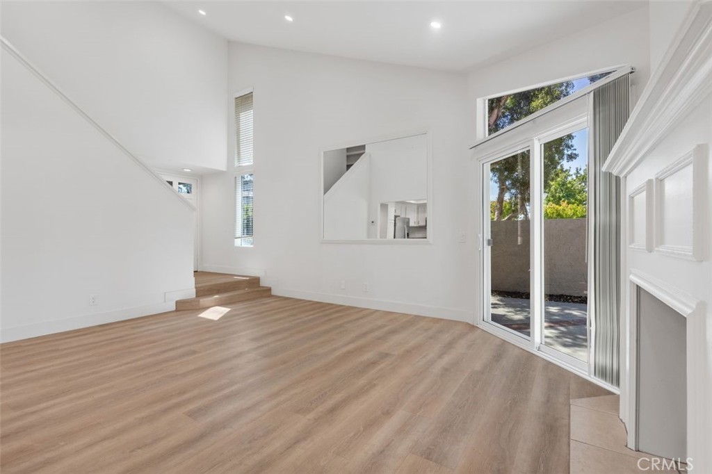 Great room - 142 Stanford Court 71, Irvine CA 92612 - photo 9