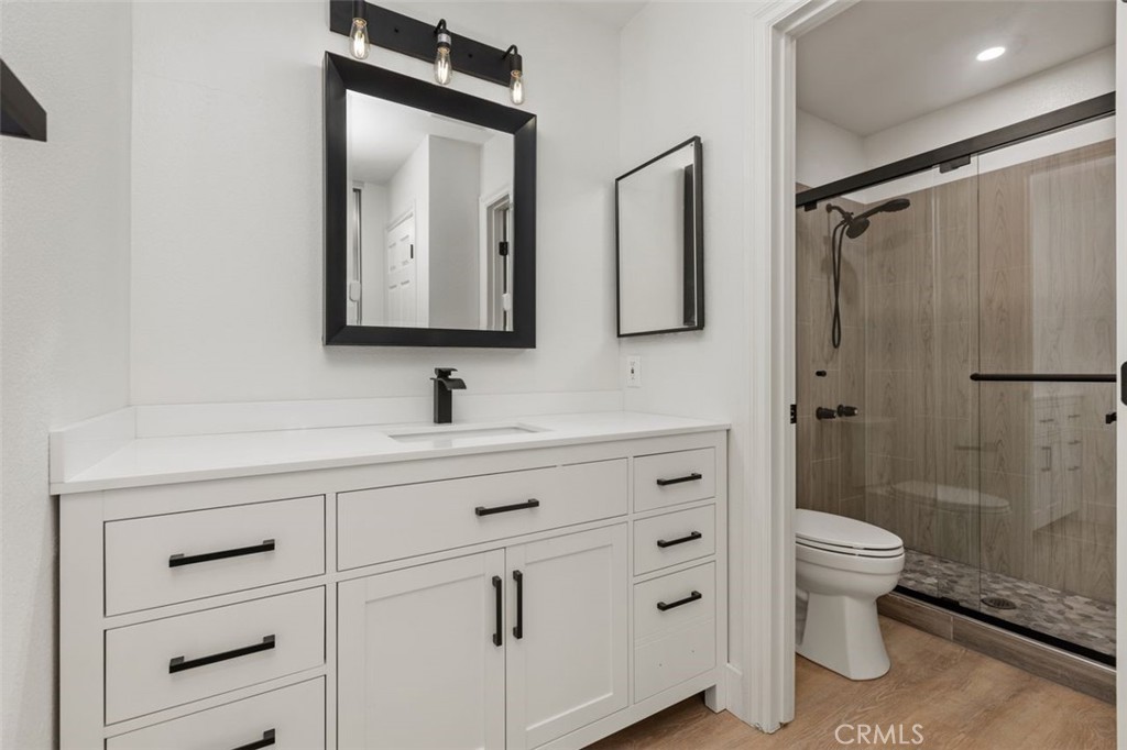 Second Primary Bath - 142 Stanford Court 71, Irvine CA 92612 - photo 24