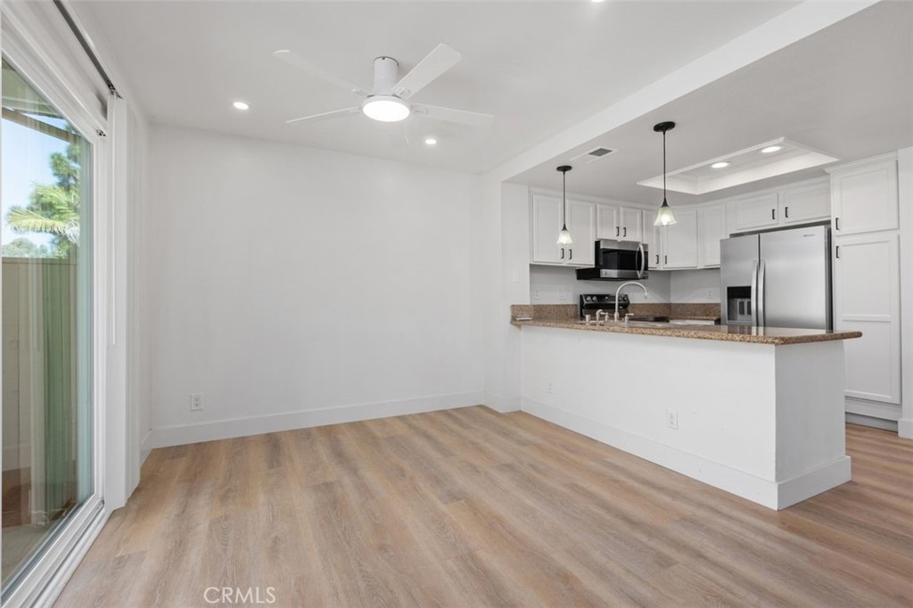 Dining Room - 142 Stanford Court 71, Irvine CA 92612 - photo 6