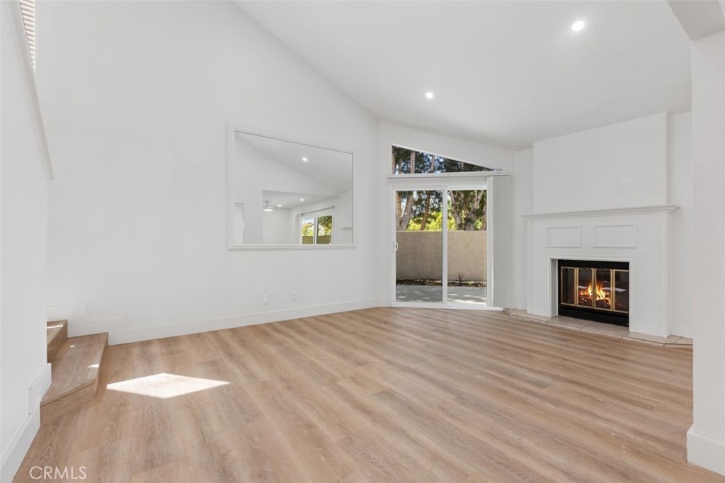 Great Room - 142 Stanford Court 71, Irvine CA 92612 - photo 8