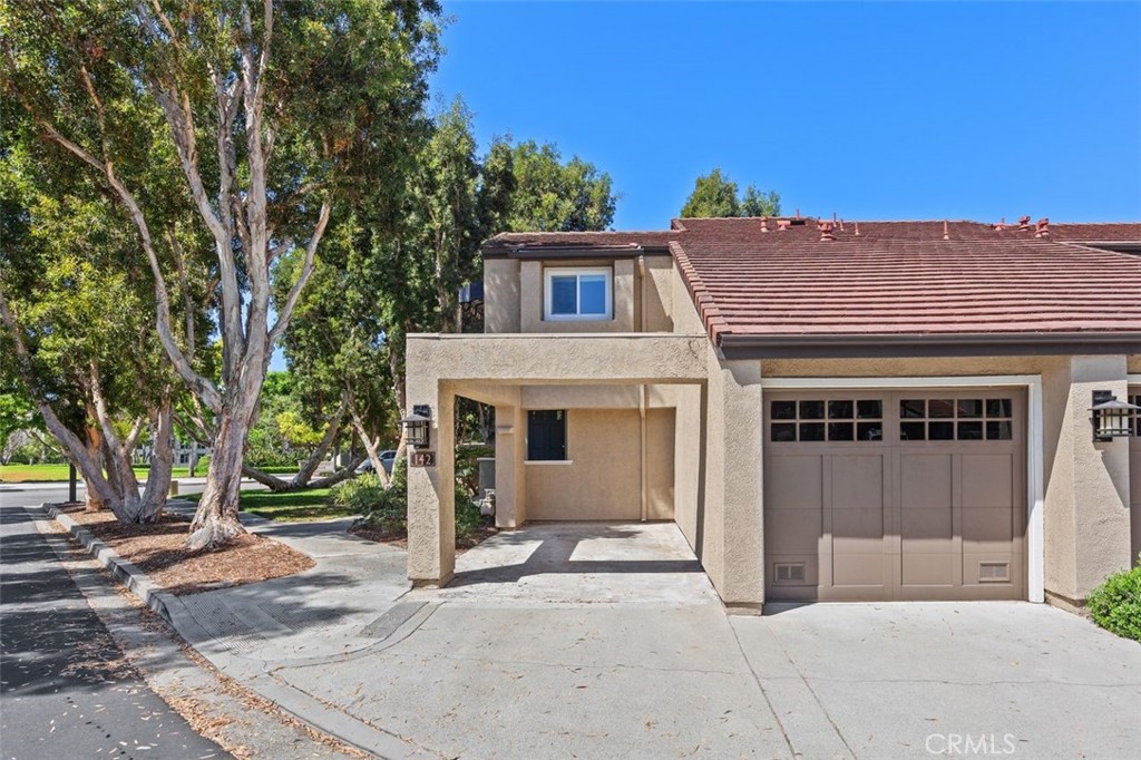 Front View - 142 Stanford Court 71, Irvine CA 92612 - photo 32