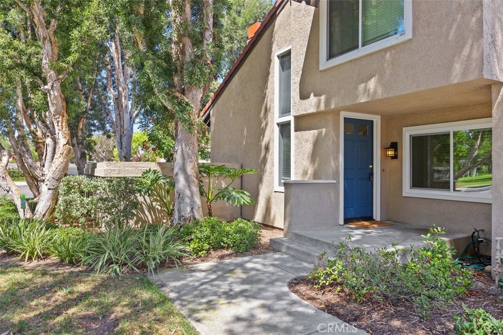 Front View - Entrance - 142 Stanford Court 71, Irvine CA 92612 - photo 35