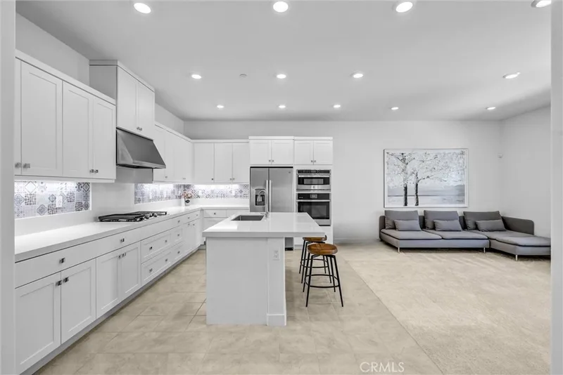143 Baluster, Irvine, CA 92618