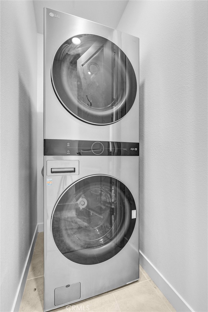 Laundry - 143 Baluster, Irvine CA 92618 - photo 21