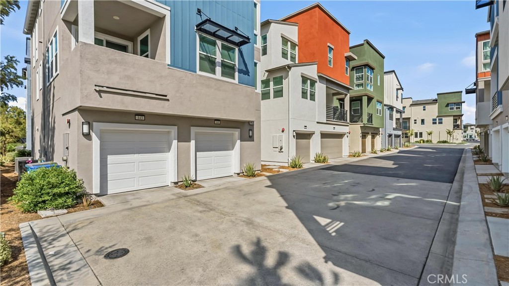 143 Fable, Irvine CA 92618 - photo 3