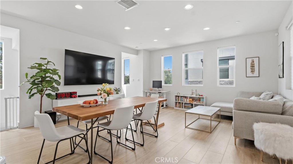 143 Fable, Irvine CA 92618 - photo 6