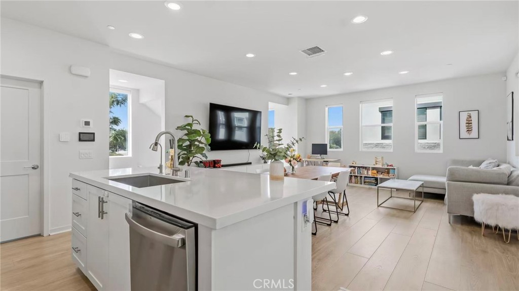 143 Fable, Irvine CA 92618 - photo 8