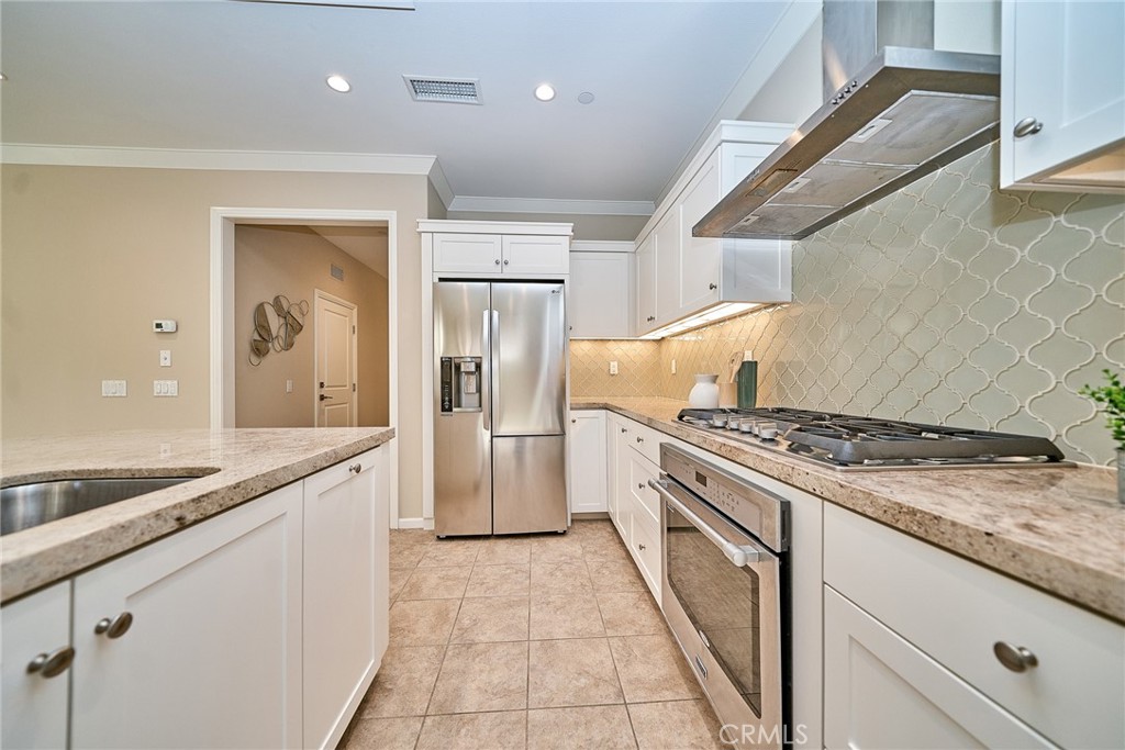 143 Hargrove, Irvine CA 92620 - photo 12