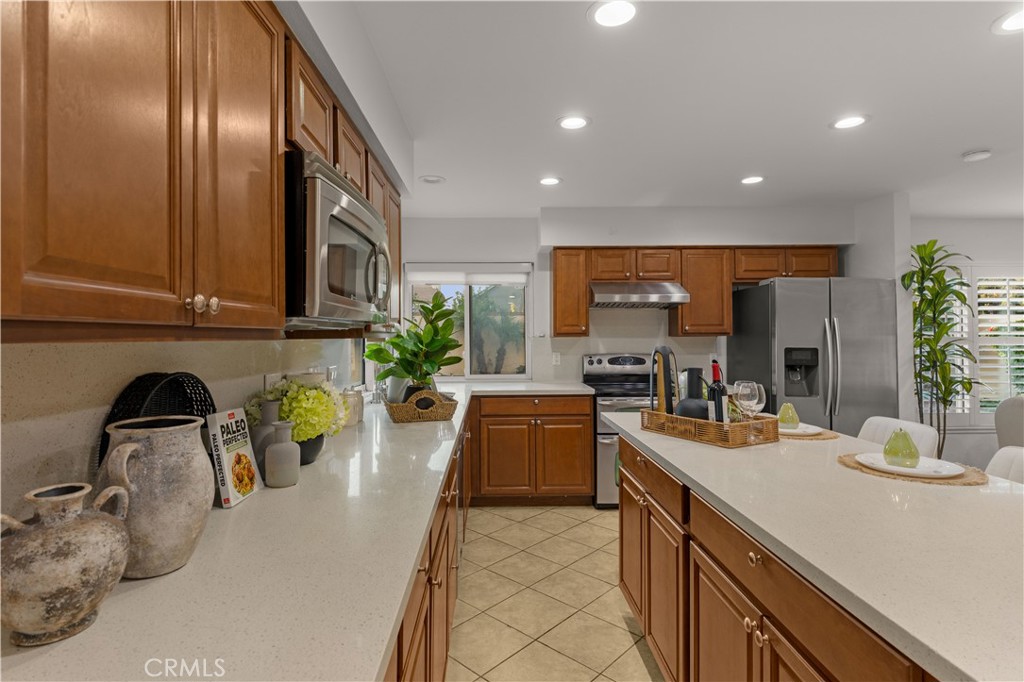 14391 Gibraltar Ave., Irvine CA 92606 - photo 13