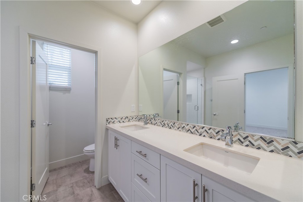 144 Allusion, Irvine CA 92618 - photo 19