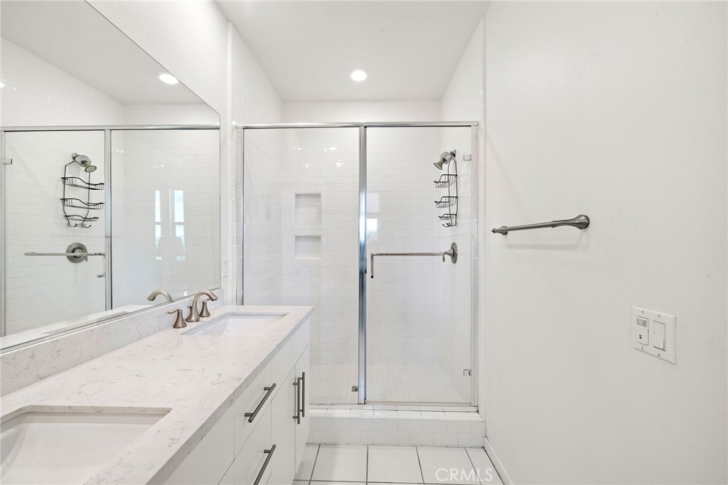 Master bathroom. Large walk in shower - 144 Paramount, Irvine CA 92618 - photo 18
