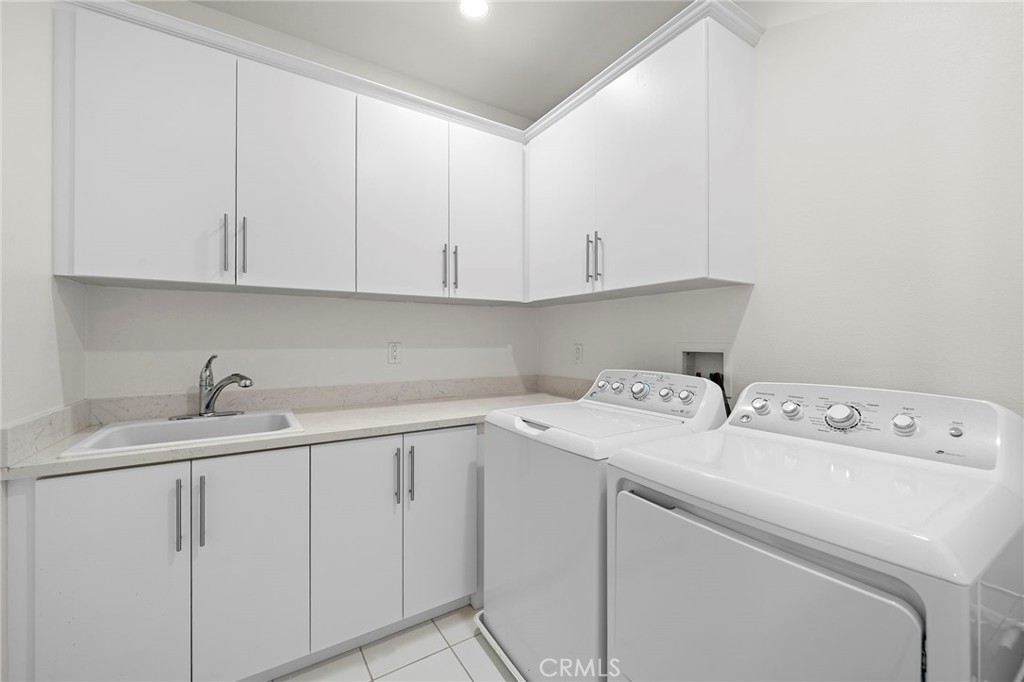 Laundry room. - 144 Paramount, Irvine CA 92618 - photo 22