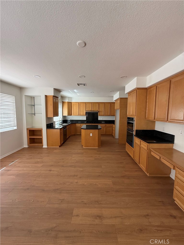 144 Treehouse, Irvine CA 92603 - photo 8