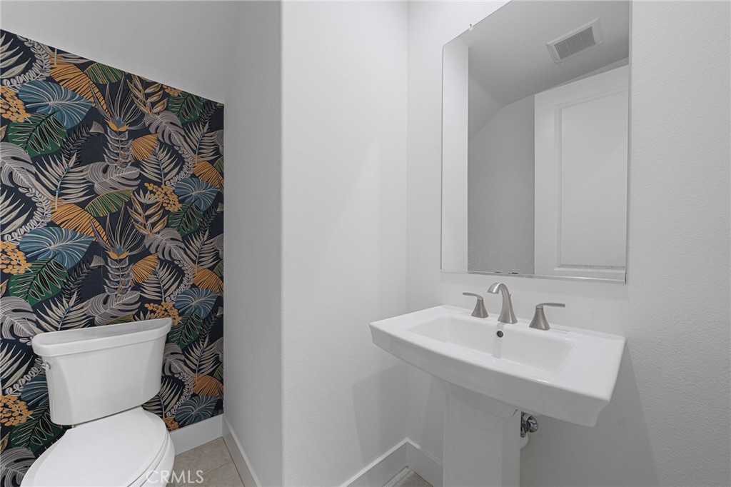 145 Bosal, Irvine CA 92618 - photo 20