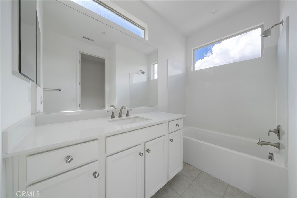 145 Bosal, Irvine CA 92618 - photo 36