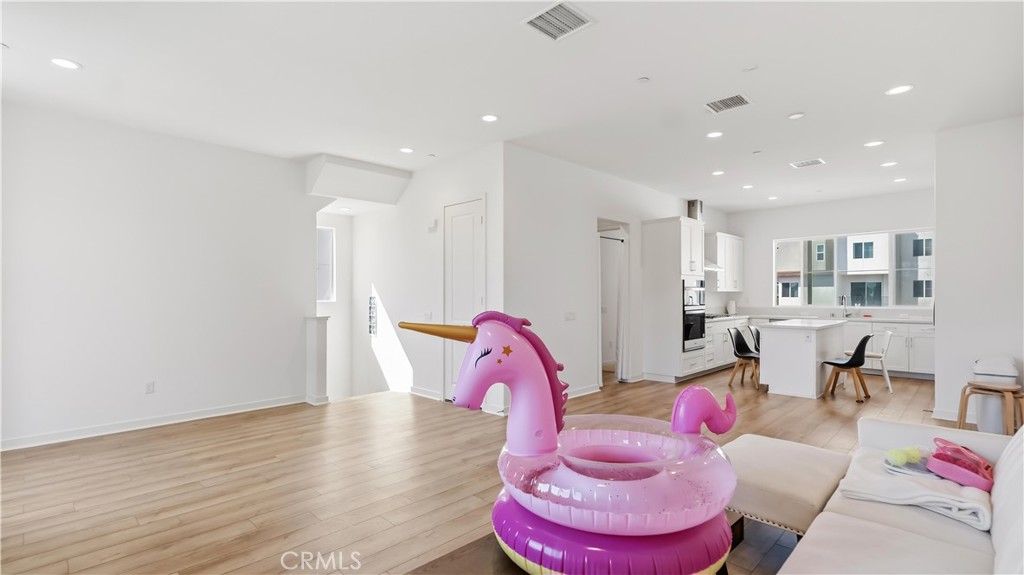 145 Culture, Irvine CA 92618 - photo 14