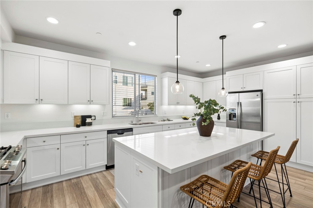 145 Episode, Irvine CA 92618 - photo 10