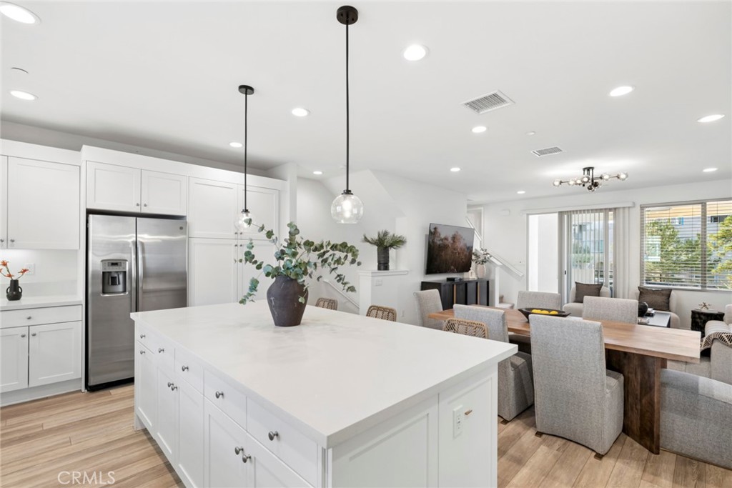 145 Episode, Irvine CA 92618 - photo 12