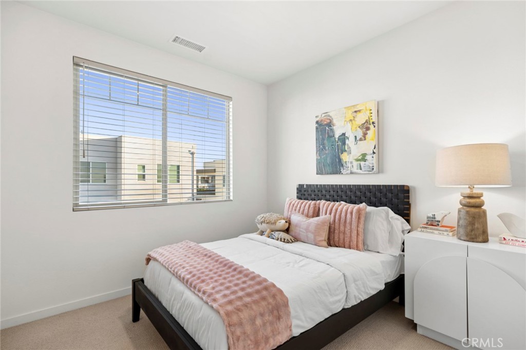 145 Episode, Irvine CA 92618 - photo 25