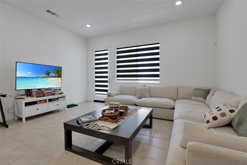 145 Sash, Irvine CA 92618 - photo 5