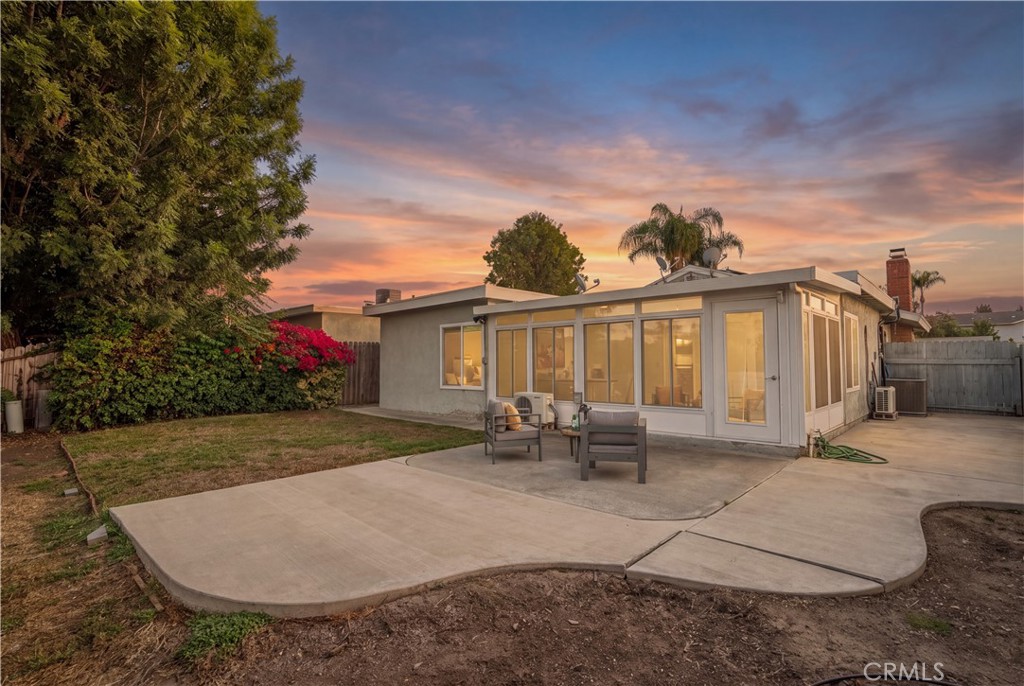 14541 Countrywood, Irvine CA 92604 - photo 2